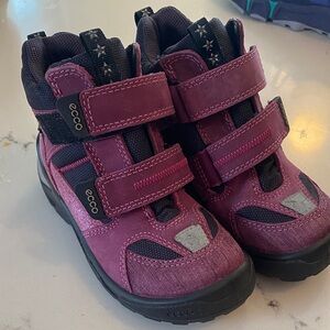Ecco Kids' Berry Boots with Black Accents